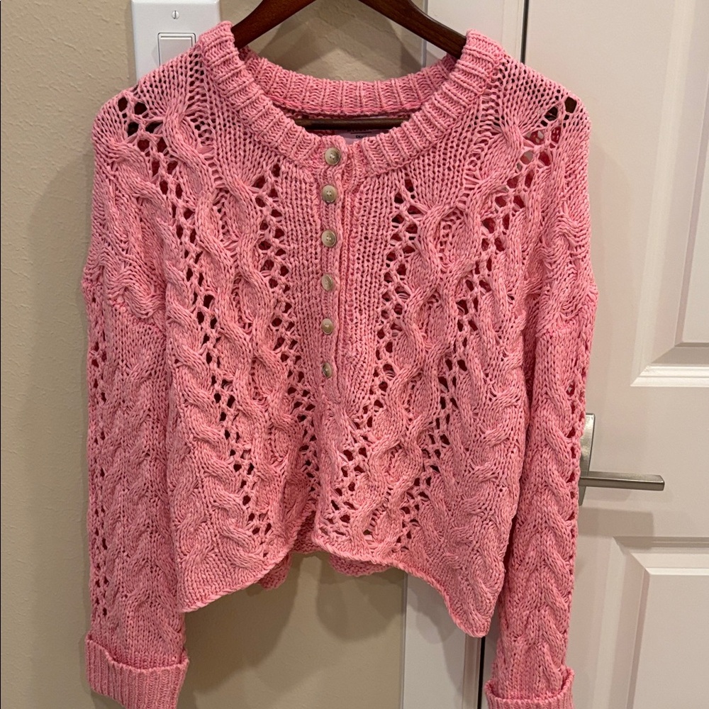 entro Pink Openwork Cropped Crewneck Sweater with Button Placket